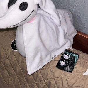 Disney-Tim Burton’s The Nightmare Before Christmas Zero-weighted-3 lbs